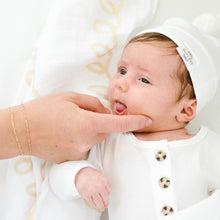 Load image into Gallery viewer, Baby Organic Knotted Gown + Top Knot Hat - Sugar (white)